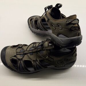 World Wide Sportsman Men's Grey and Black water Shoes